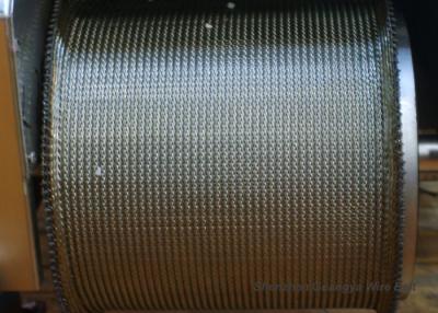 Chine Bord pressé par haute température ISO9001 de convoyeur à bande de fil de tunnel de four à vendre