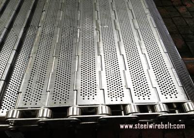 China Genaues Platten-Kettenglied-Förderband-langlebiges Gut Knuckled Webkanten-Metallpütting zu verkaufen