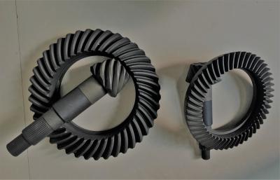 China Mitsubishi Truck Helical Bevel Gear Crown Wheel & Pinion Right Hand Helical Gear for sale