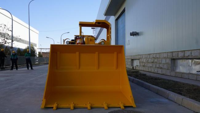 Underground Multipurpose Utility Vehicle for Mining Underground Loader and Lift Table in One Equipment