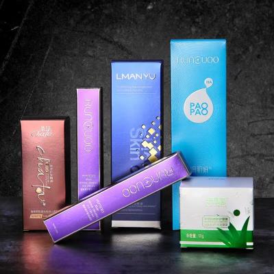 China Parfümieren Sie kosmetisches verpackendes Papierkasten-zylinderförmiges Lotions-Gesichts-Serum-Kerzen-Rohr zu verkaufen