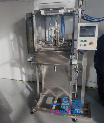 China Máquina de rellenar del BABERO de la leche y máquina que capsula, bolso del vino en la caja, máquina de rellenar del jarabe en venta