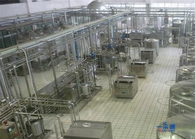 China Línea del tratamiento del zumo de la naranja/del mango, cadena de producción automática del zumo de manzana en venta