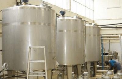 中国 フル オートのヨーグルトの酪農場のミルクの低温殺菌器機械UHT 販売のため