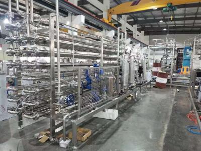 China Máquina fresca de acero inoxidable de la pasterización de la leche 15000LPH en venta
