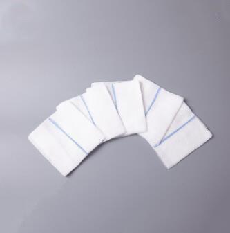 China Surgical Bleached Absorbent Gauze Sponge 12ply Layers for sale