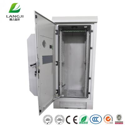 China IP55 40U Outdoor Telecom Cabinet for sale