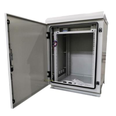 China Customized IP55 18U Outdoor Telecommunication Cabinet for sale