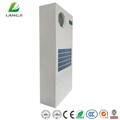 China 3500W Outdoor Enclosure Cooler R134a Door Mounted for sale