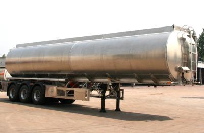 Chine Grande remorque de transport de réservoir de stockage de pétrole d'huile de palme de camion de livraison de carburant 45 000 litres 35 tonnes à vendre