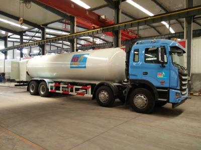 Chine Camion de distributeur de réservoir de JAC 8*4 34.5cbm LPG 17 tonnes 18 tonnes avec la machine de remplissage de gaz à vendre
