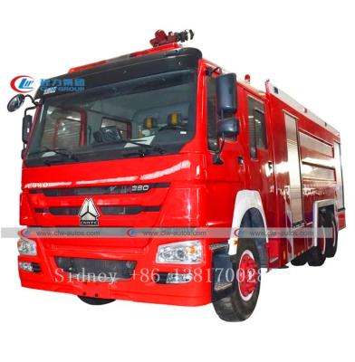 Chine Camion des sapeurs-pompiers de Sinotruk Howo 6X4 pour le dépôt de pétrole et de gaz à vendre