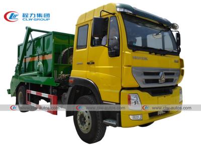 Chine Camion à ordures de bras d'oscillation de chargeur de saut de Sinotruk Homan 4x2 10CBM à vendre