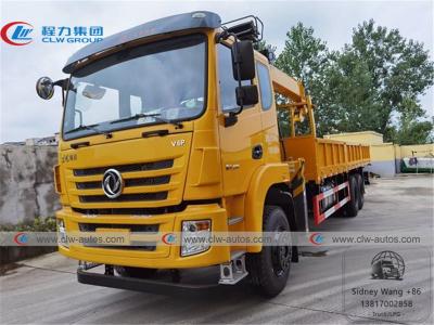 中国 Dongfeng 6x4 10Tのトラックは建設用機器が付いている望遠鏡ブーム クレーンを取付けた 販売のため
