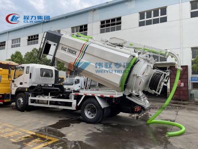 China Un camión más limpio de la alcantarilla del petrolero del polvo del petrolero 8m3 del agua de RHD 220HP 4X2 4m3 en Maldivas en venta