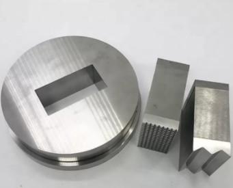 China ODM 0.002mm Molded Precision Components Stainless Steel for sale