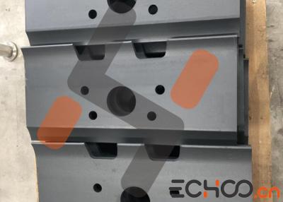 Chine Chaîne de voie d'excavatrice de CX240 CX360 pour des pièces de train d'atterrissage d'excavatrice de cas à vendre