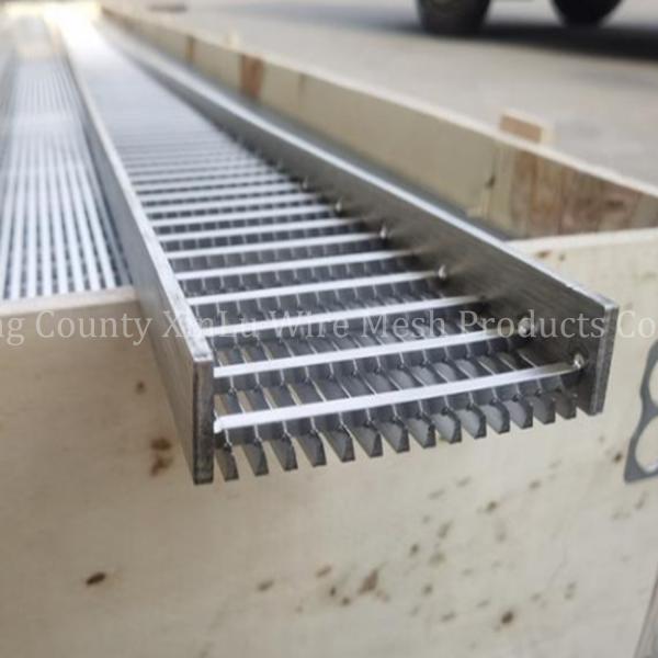 Quality Wedge Wire Flat Panel Johnson Screen Mesh with Flat Plate Dewatering Screen for sale