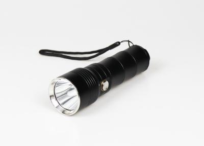 China 10W  Rechargeable LED Flashlight 500m Lighting Distance  Wear Resistance for sale