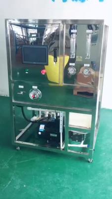 China planta del RO del agua de mar 380v, máquina solar de la desalación del agua de mar del tubo de UPVC en venta