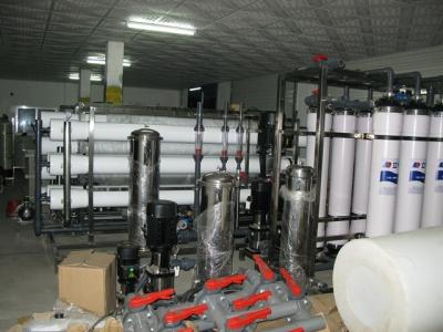 China planta 50Hz do rO do tratamento da água do Ultrafiltration de 5000 lph com filtro de Multimedium à venda