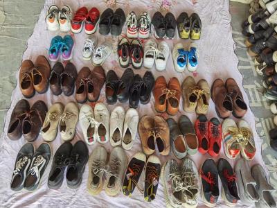 China Mixed Load Sneakers Second Hand Used Shoes Leather Boots 40 To 45 for sale