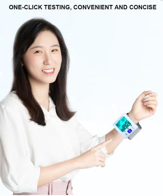 China Plástico do pulso do monitor da pressão sanguínea de Digitas do Smart Watch do pulso à venda