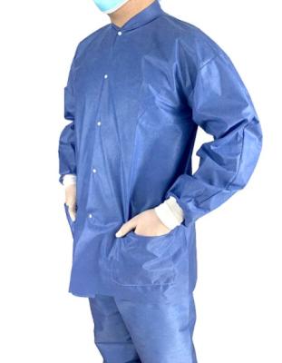 China Customized Disposable Lab Gown Abrasion Resistant For Hospital Laboratory zu verkaufen