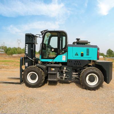 China 7000 Lbs Seated Automatic Rough Terrain Forklift With 2 In Fork Thickness for sale