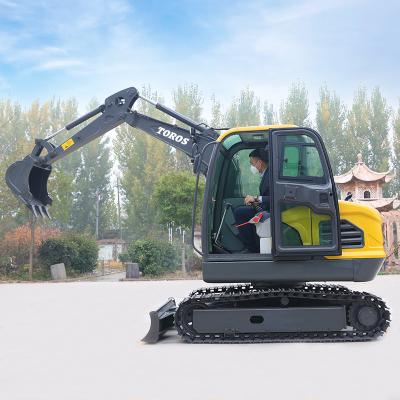 China 1400mm Wheel Base Small Digger Machine With 1820mm Min Tail Swing Radius for sale