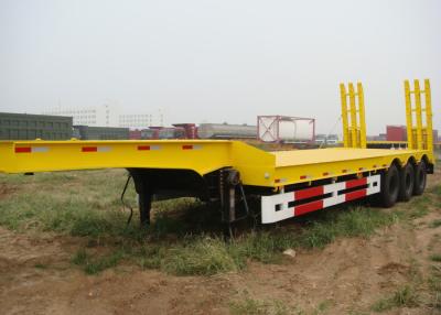 China 3 Axles Lowboy Gooseneck Trailer 60 Ton Capacity For Transport Heavy Equipment for sale