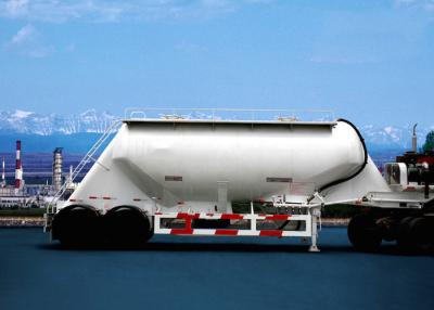 China Remolques neumáticos a granel secos del tanque del acero de carbono, remolque a granel del transporte del cemento en venta