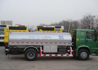 China 4x2 6600L Mobile Fueling Trucks / Refuel Oil Tanker Truck For Gasline And Diesel for sale