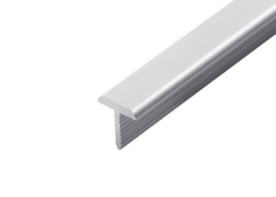 中国 1mmの分割棒端バンディングのトリムのための適用範囲が広い床張りのプロフィールの転移ストリップ 販売のため