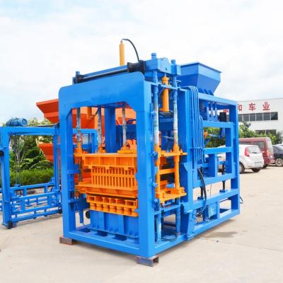 China Construction Material Stores Concrete Block Machine QT6-15 Hydraulic Cavity And Paver Concrete Brick Making Machine for sale