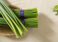 China 45cm Garlic Growing Green Stems for sale