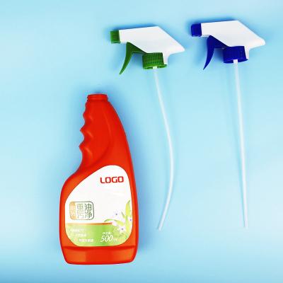 China Lege plastic multifunctionele trekkerspuitfles met mondstuk voor desinfecterende wasmiddelen Te koop
