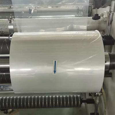 中国 5層Coの放出のPof熱収縮フィルムは12ミクロン覆いプラスチック ロールスロイスを縮める 販売のため