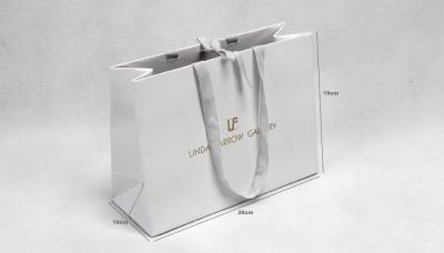China White Personalized Paper Bags High End Glasses Shopping Paper Bags for sale