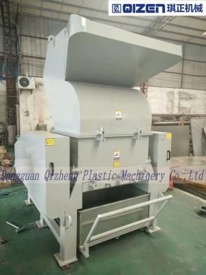 China 30HP 22KW Milk Jug Crusher Rubber Grinding Machine For Plastic Product for sale