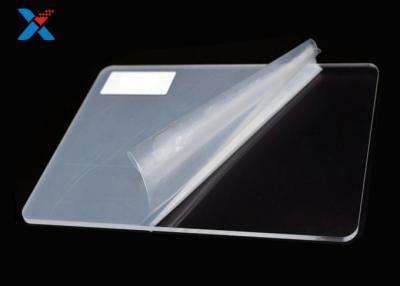 China los paneles plásticos del tamaño normal de acrílico claro A4 de las hojas 4x8 cortaron a la medida en venta