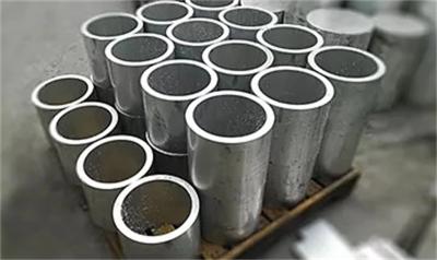 China tubo 6082 de la aleación de aluminio de 2mm-25m m 6063 2024 tubo de aluminio del 12m 6061 en venta