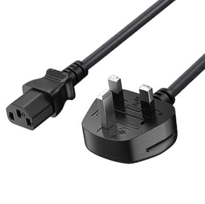 China Cable de alimentación C13 al Reino Unido Enchufe BS1363 18awg 250V para aplicaciones longitud del cable OEM / ODM en venta