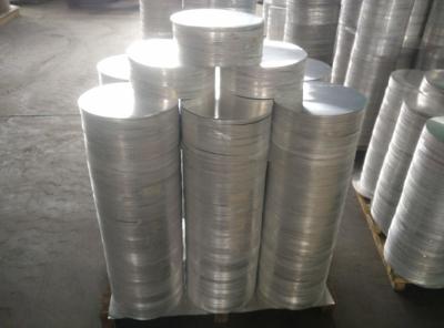 China La aleación cubrió la embutición profunda 1100 de la placa de aluminio redonda de aluminio del círculo de O en venta