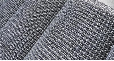 China 30m By 1.5m 8x8 Square Galvanised Mesh Breeding Welded Hot Dip Fencing for sale