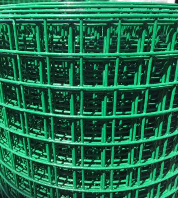 China Dip Welded Steel Wire Mesh 2.6mm Green PVC Coated Wire Mesh Fencing for sale