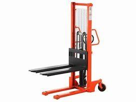 China 1100mm 2000kg Manual Pallet Stacker Heigh Range Hand Hydraulic Forklift for sale