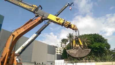 China KM Series Clamshell Telescopic Arm With Crane Forklift Arm Excavator Long Reach for sale