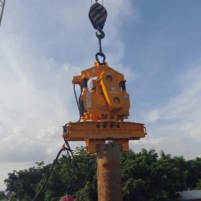China High Working Pile Driving Equipment Pile Hammer 120Kw Electric Vibro Hammer For Steel Casing Pile à venda