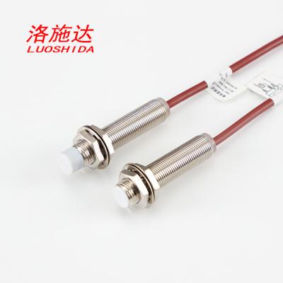 China Sensor de proximidad de alta temperatura inductivo del alambre M12 de DC 3 con el tipo de cable 150C en venta